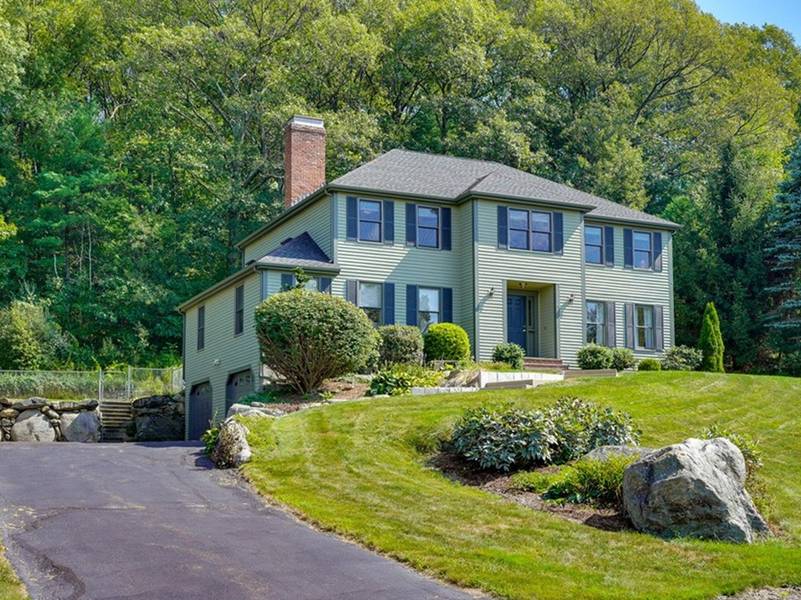 8 Otsego Drive, Hudson, MA 01749