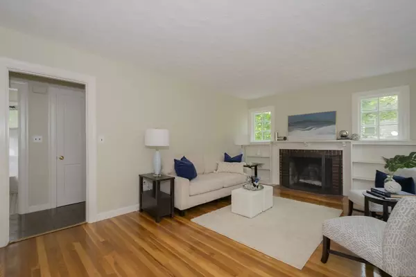 Lexington, MA 02420,2 Patricia Ter