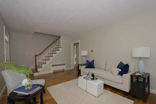 Lexington, MA 02420,2 Patricia Ter