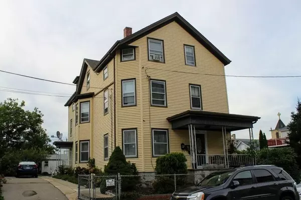 261 Kilburn St, Fall River, MA 02724