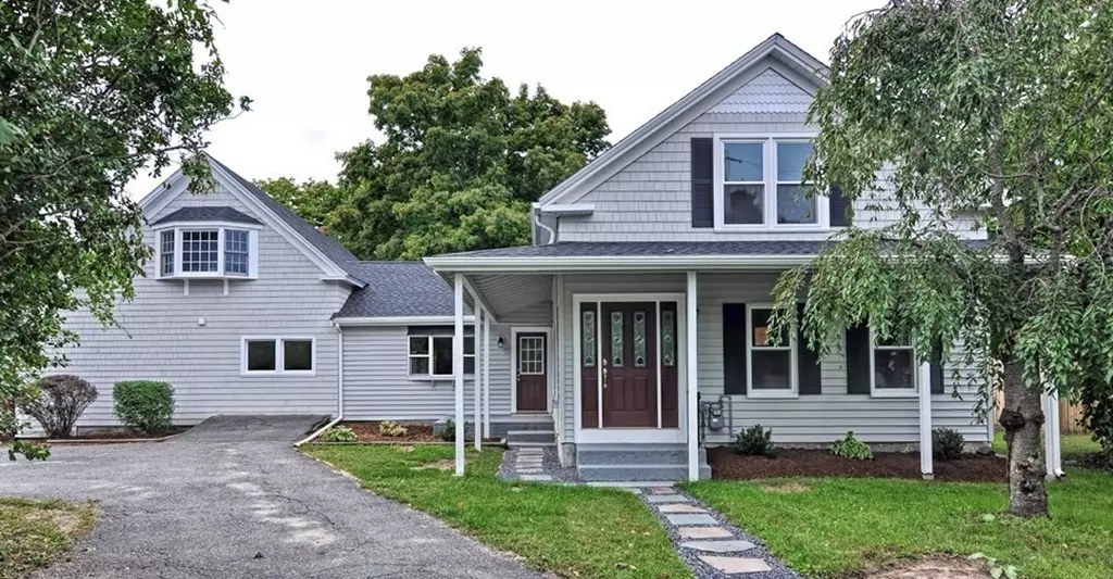 26 Bacon Square, Plainville, MA 02762