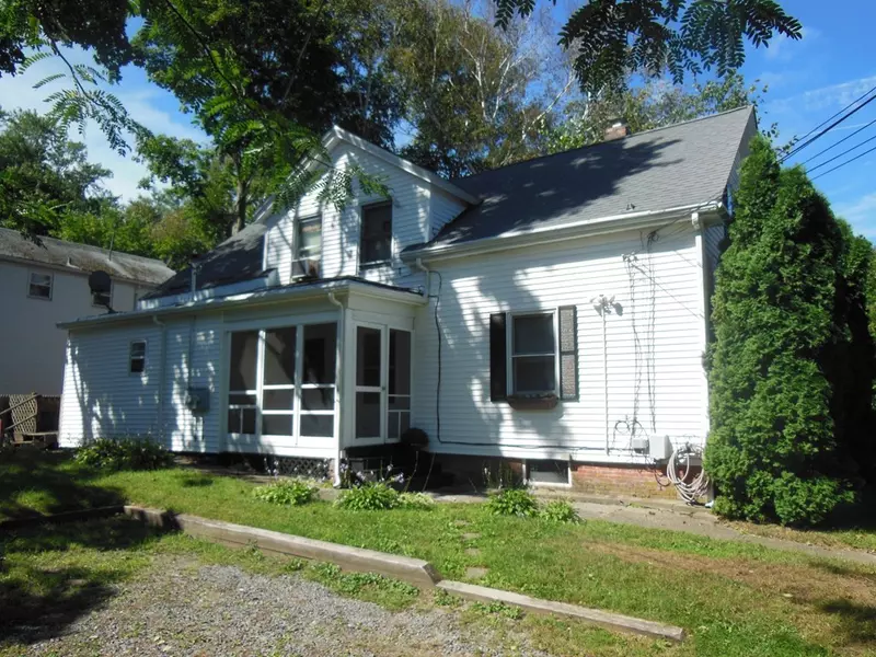 122 Peirce St, Middleboro, MA 02346