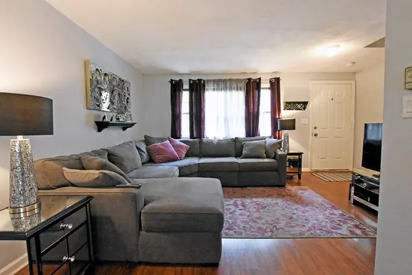 Plainville, MA 02762,156 East Bacon St #10