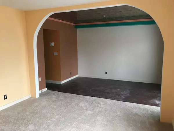 Taunton, MA 02780,110 Dean St #1