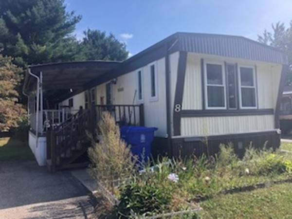 8 Northway, Taunton, MA 02780