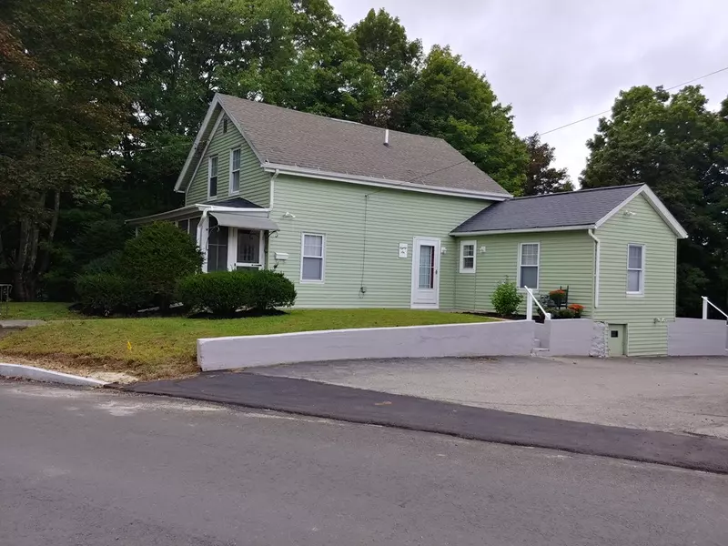 86 Chestnut, Spencer, MA 01562