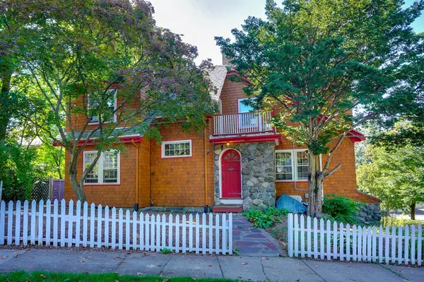 61 Lincoln Street, Watertown, MA 02472