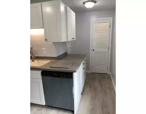 Swansea, MA 02777,52 Lockwood Cir
