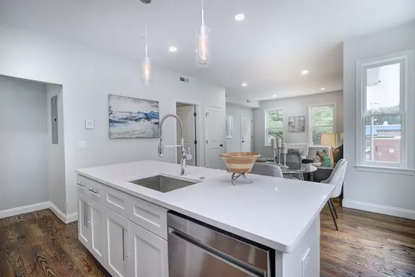 757 Washington #1, Boston, MA 02124