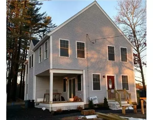 34 Oak St, Hanson, MA 02341