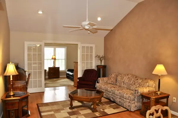 Southborough, MA 01772,21 William Onthank Lane #21