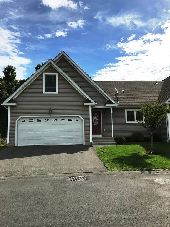 21 Elmcrest Dr #21, Chicopee, MA 01013
