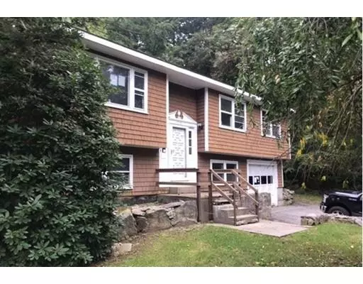 319 Highland St, Northbridge, MA 01534