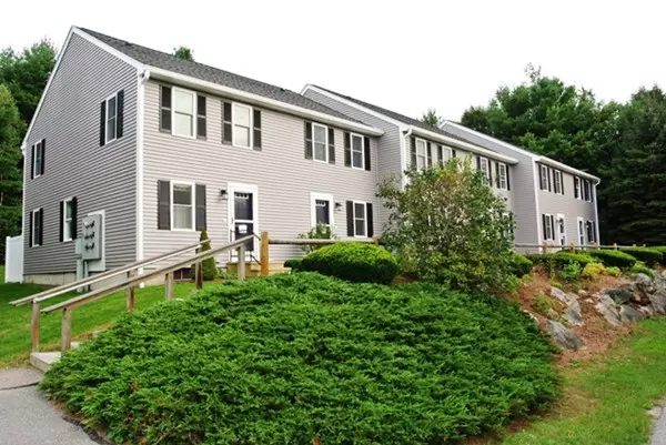 21 Olde Colonial Dr #1, Gardner, MA 01440