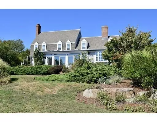 Mattapoisett, MA 02739,20 Winnatuxett Beach Rd