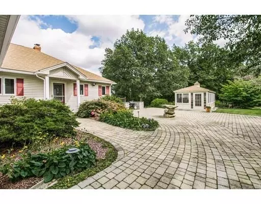 521 Reed St, Warren, MA 01083