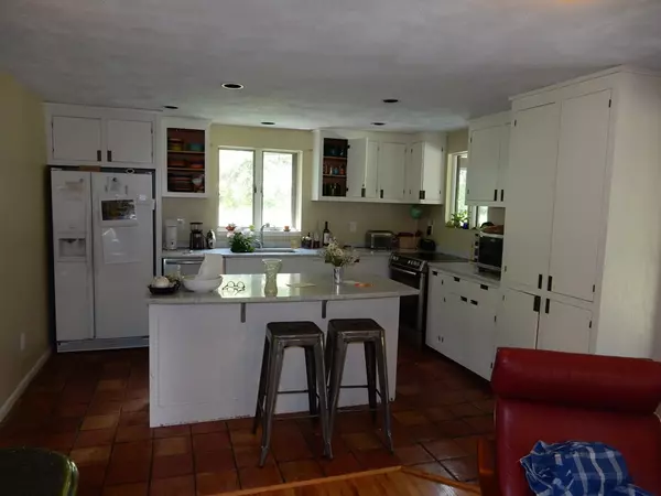 Harvard, MA 01451,32 Madigan Ln