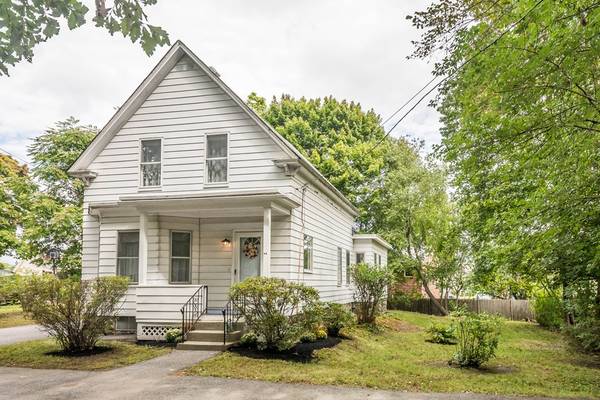 42 Denton St, Lowell, MA 01852