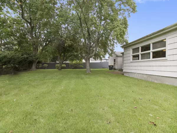 Somerset, MA 02726,53 Lepes Rd