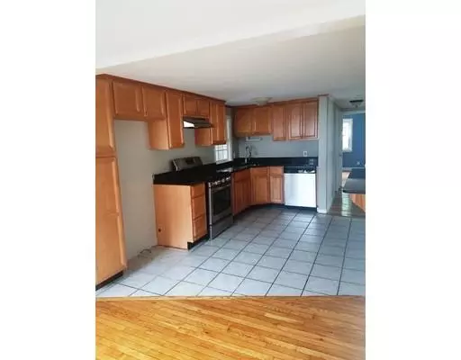 Randolph, MA 02368,63 Maple St