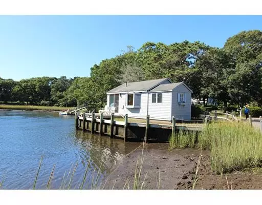 47 & 52 North, Harwich, MA 02671