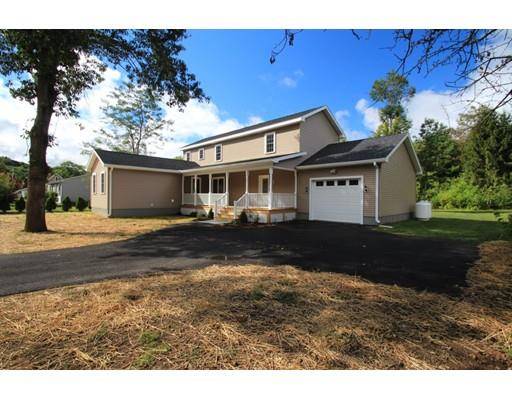 15 Maple Ave, Erving, MA 01344