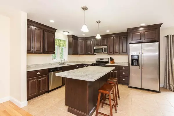 Newton, NH 03858,11 Chase Road