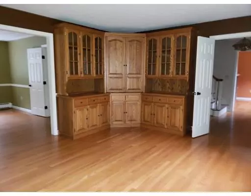 Sturbridge, MA 01518,244 Cedar St