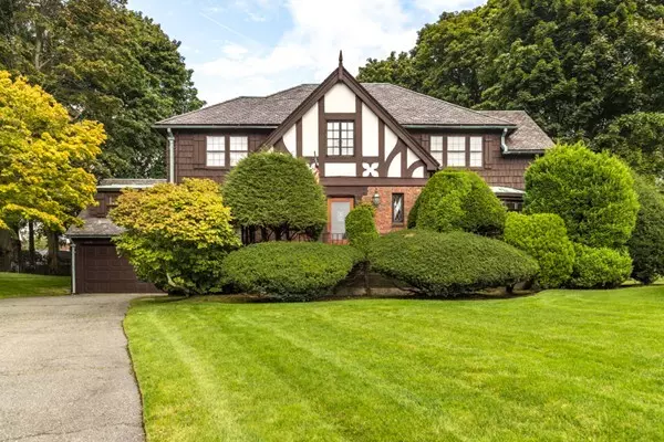 Swampscott, MA 01907,240 Atlantic Ave