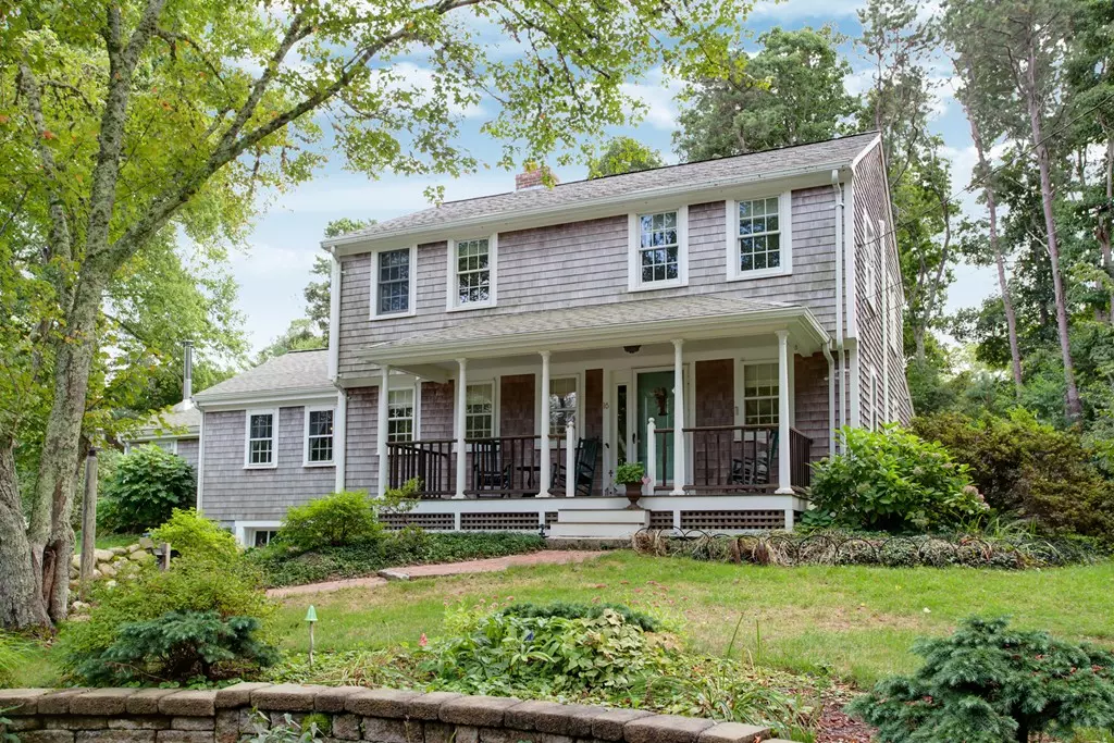 Falmouth, MA 02536,16 Shady Ln