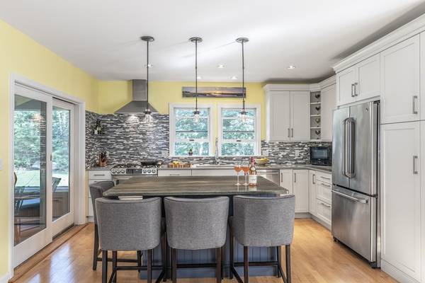 70 Pilgrims Way, Brewster, MA 02631