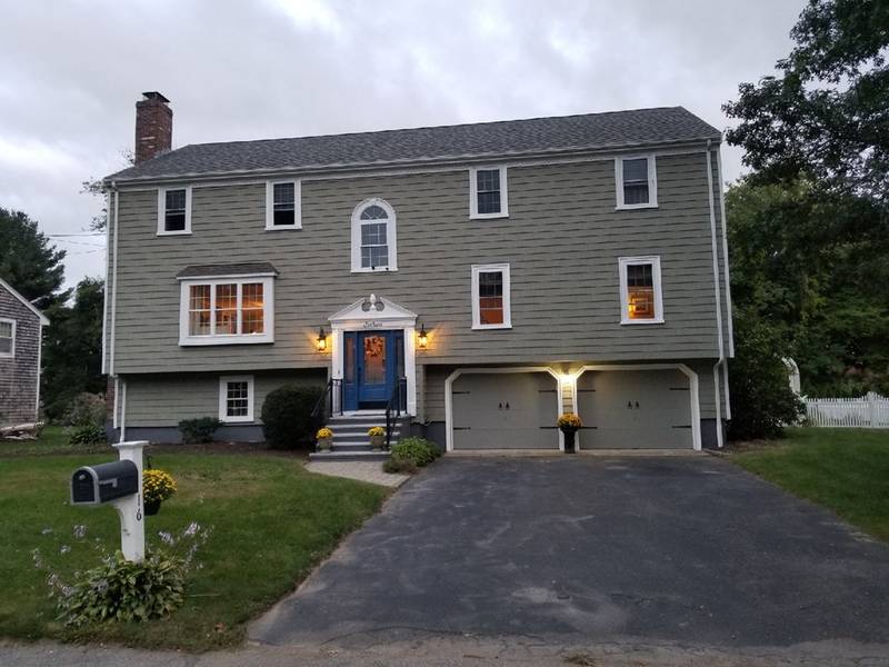 16 Holly Drive, Dartmouth, MA 02747