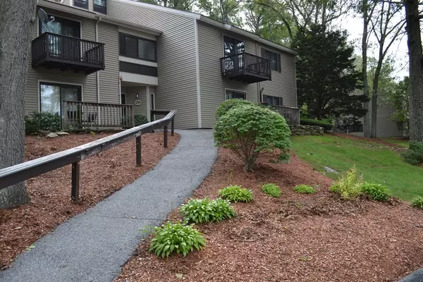 Oxford, MA 01537,26 Thayer Pond #5