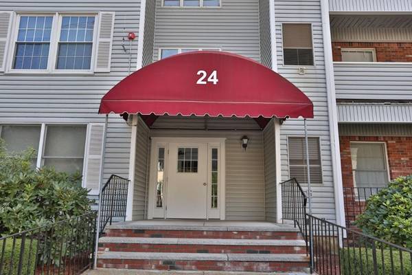 24 South St #4, Medford, MA 02155