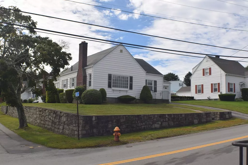 Somerset, MA 02726,327 Buffinton St