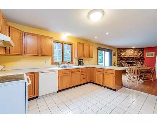 Southampton, MA 01073,3 Pine Meadow Dr