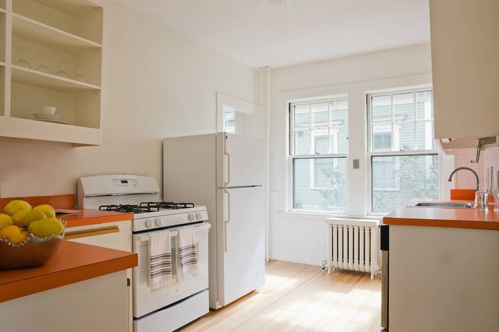 Cambridge, MA 02138,102 Lakeview Avenue