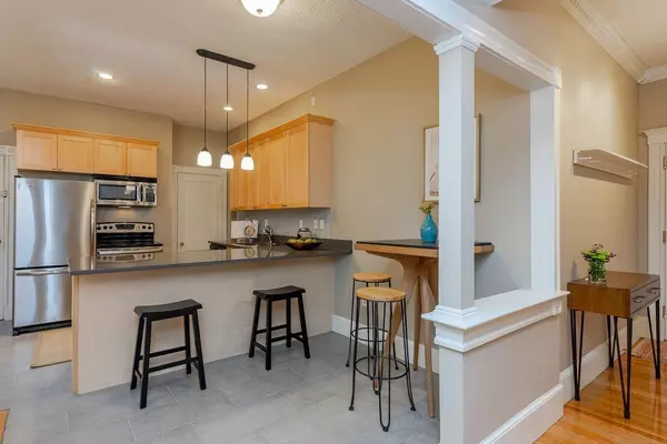 Brookline, MA 02446,1038 Beacon Street #100