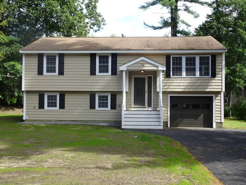 15 Algonquin Rd, Pepperell, MA 01463