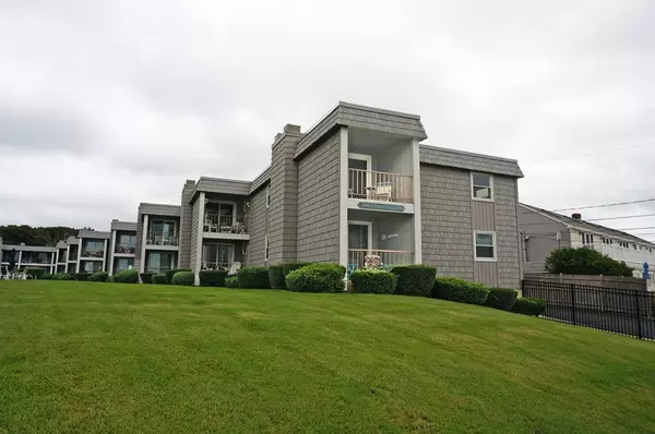 112 Old Wharf Rd #E2, Dennis, MA 02639