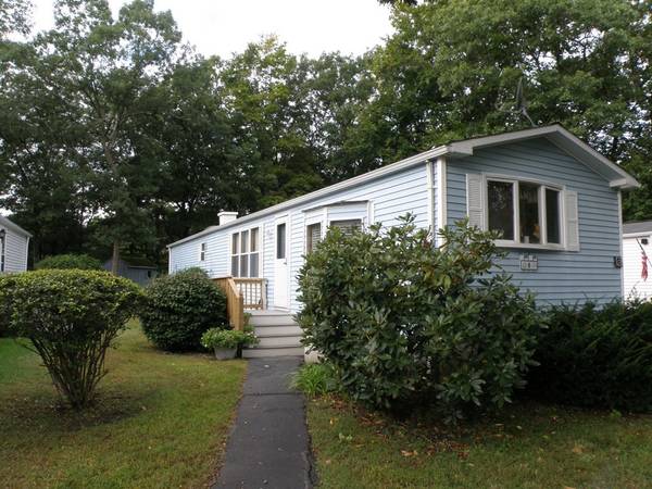 8 Cherry Circle, Rockland, MA 02370