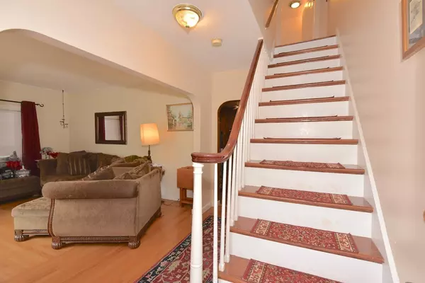 Northbridge, MA 01588,103 School Park #103