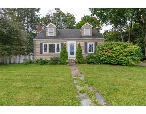 26 Lowell Mason Rd, Medfield, MA 02052