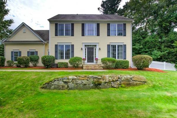 6 Garnet Circle, North Andover, MA 01845