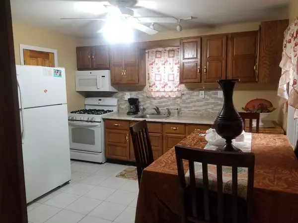 Lynn, MA 01902,15 Marianna St