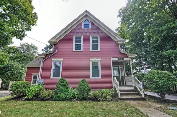 15-17 Court St, Mansfield, MA 02048