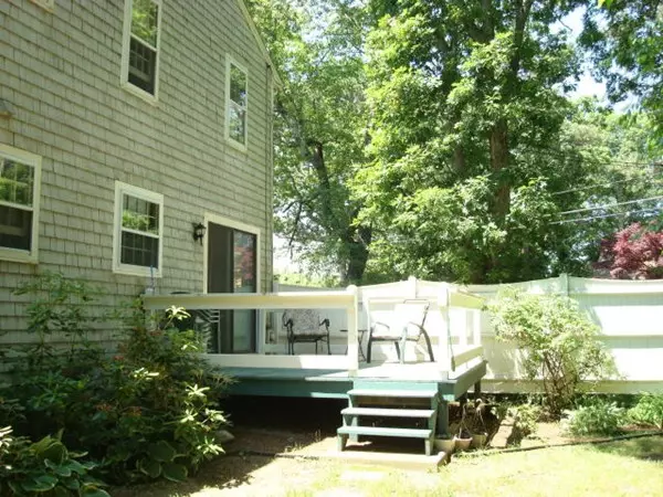 Yarmouth, MA 02675,4 Lexington Ln