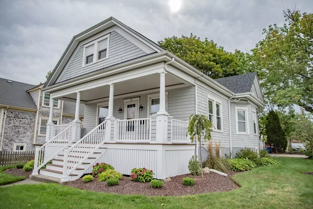 Fairhaven, MA 02719,29 Huttleston Avenue