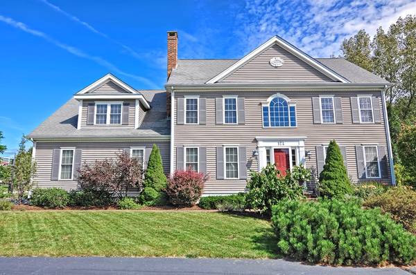 124 Riverside Drive,  Wrentham,  MA 02093