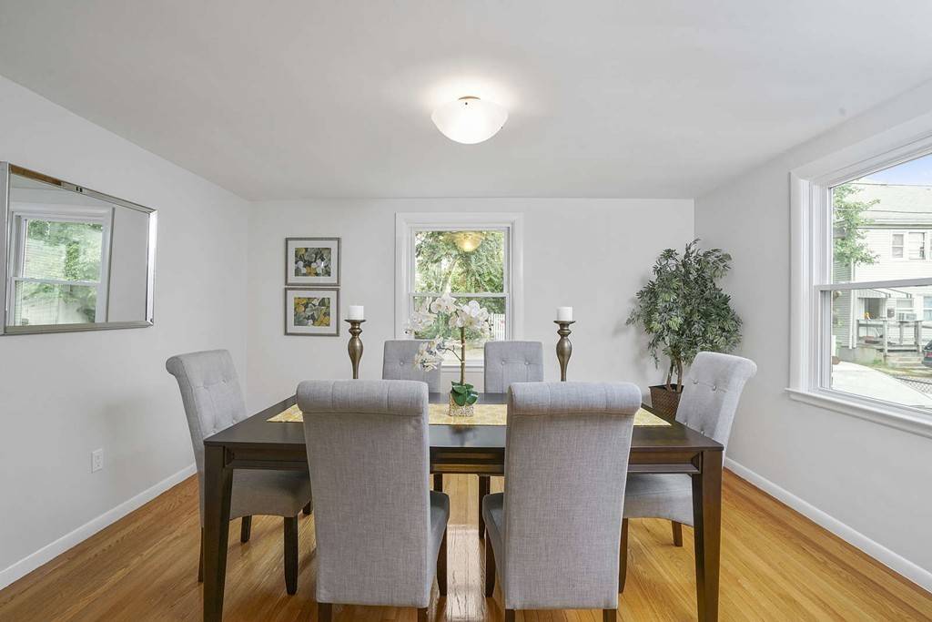 Watertown, MA 02472,11-13 Lyons Court #11
